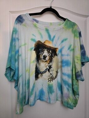 Old Navy Blue & Green Custom Tie-Dye Dog Graphic Crop Tee
